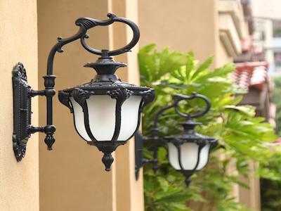 Энергоэффективные LED прожекторы революция в освещении